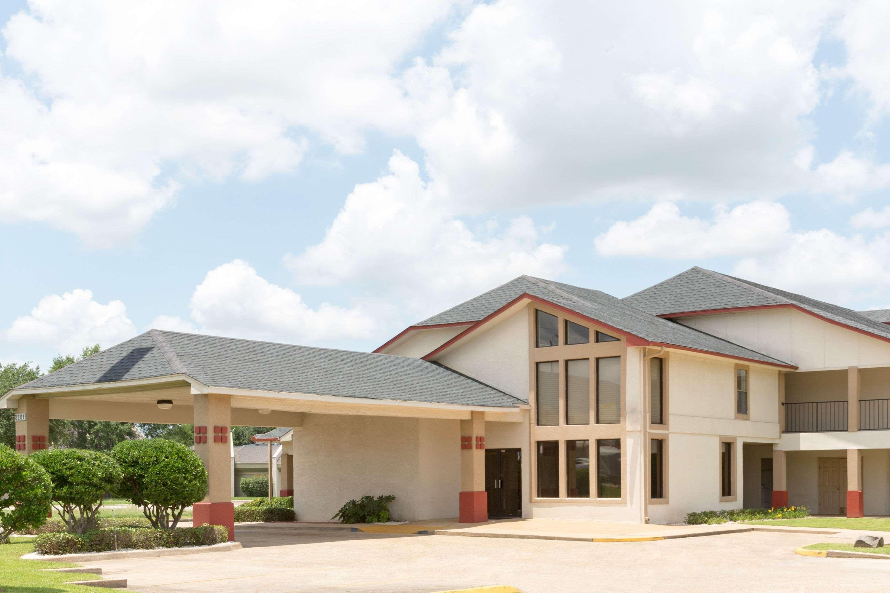Super 8 By Wyndham Bossier City/Shreveport Area Extérieur photo